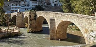 puente romano alcala del jucar